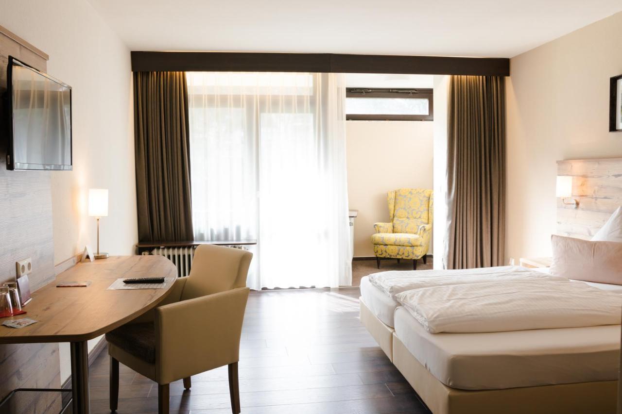 Hotel Luisenpark 巴特贝格匝本 外观 照片