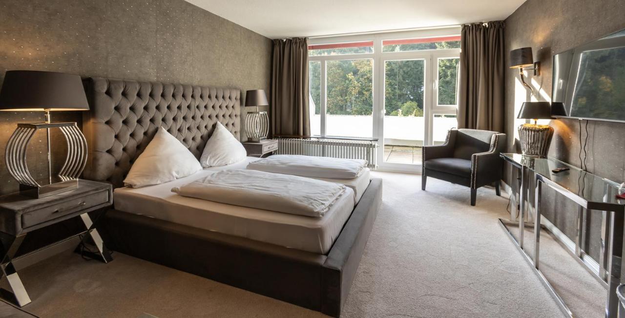Hotel Luisenpark 巴特贝格匝本 外观 照片