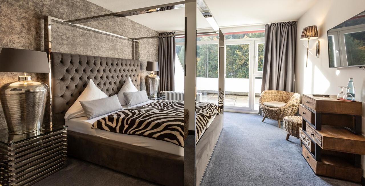 Hotel Luisenpark 巴特贝格匝本 外观 照片
