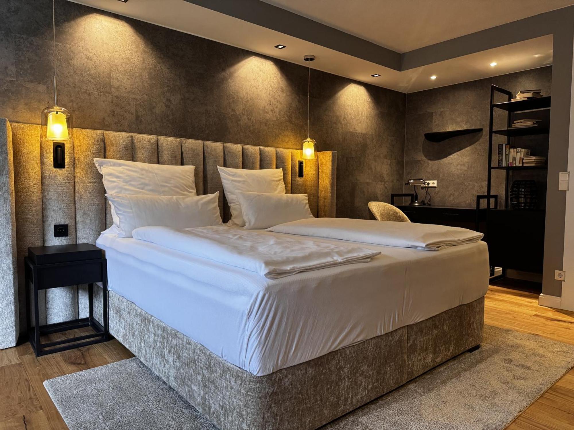 Hotel Luisenpark 巴特贝格匝本 外观 照片