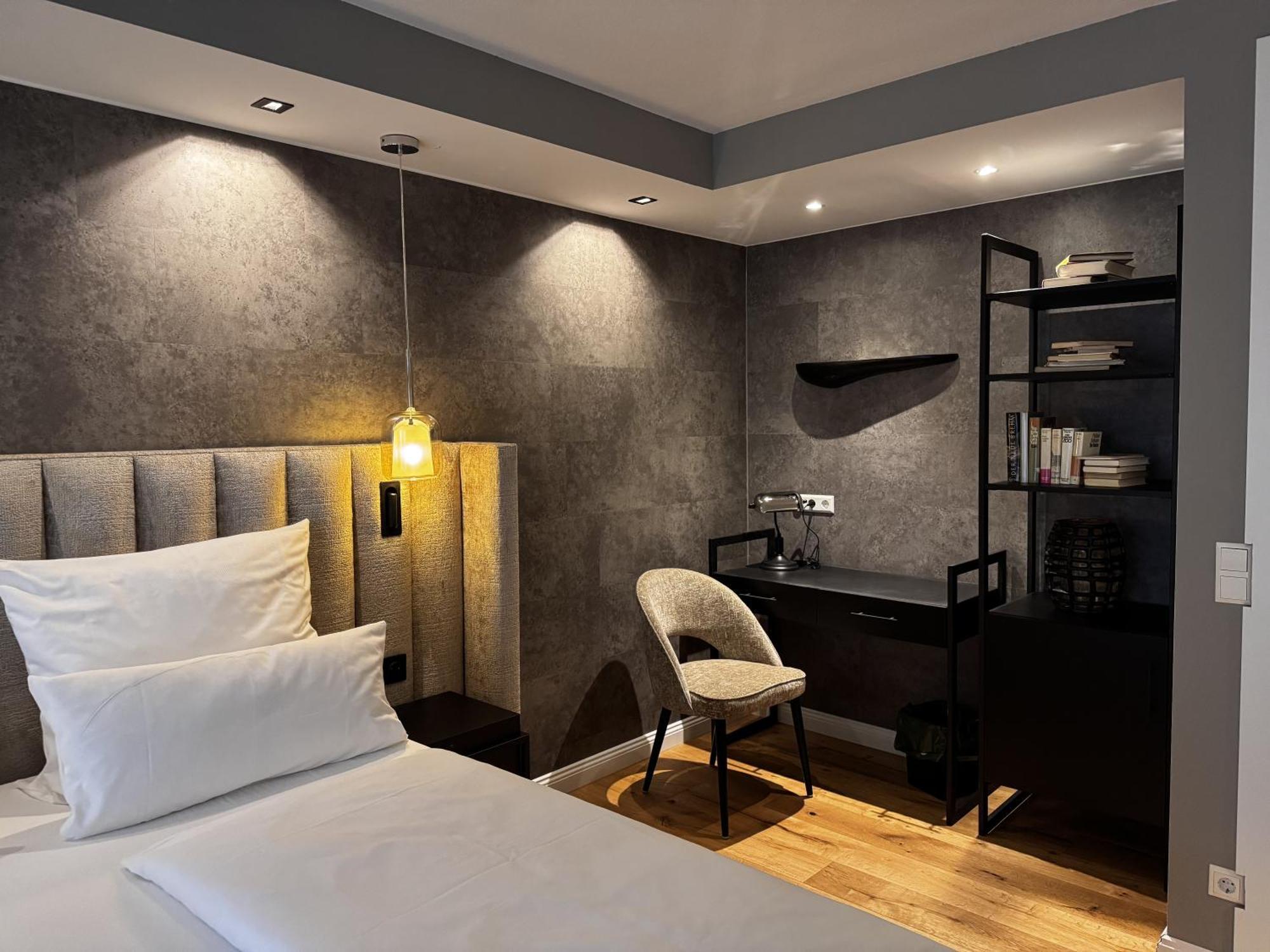 Hotel Luisenpark 巴特贝格匝本 外观 照片