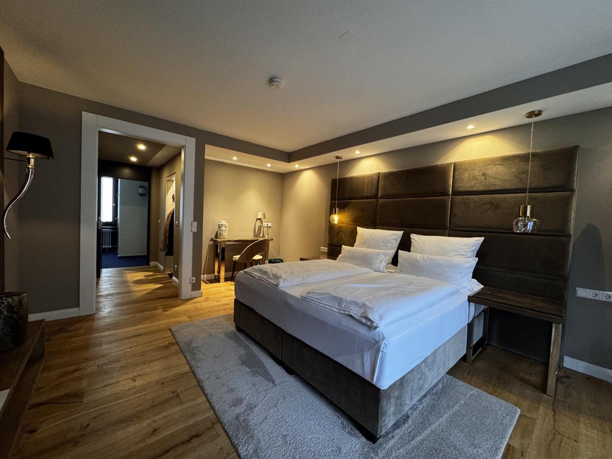 Hotel Luisenpark 巴特贝格匝本 外观 照片